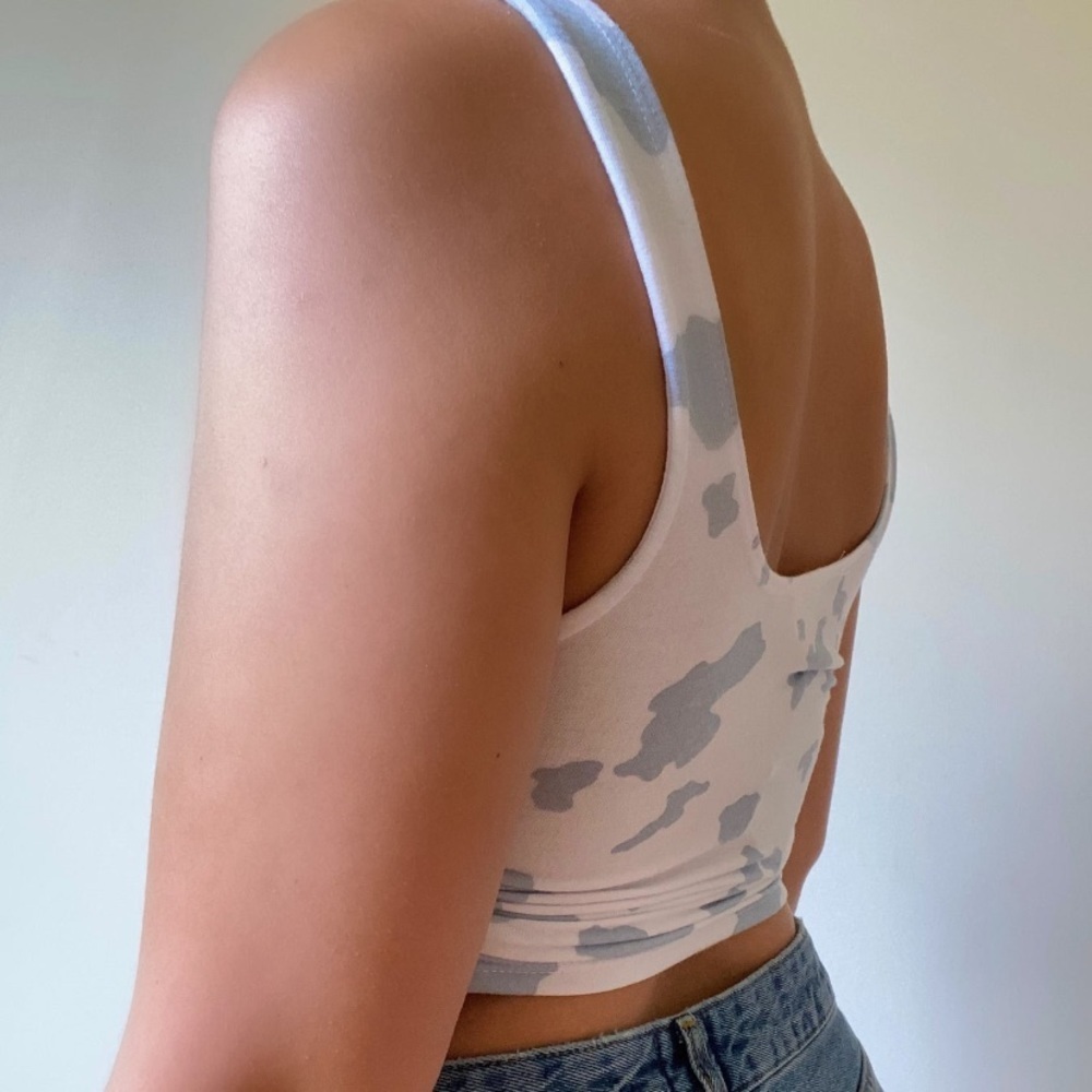 Cow printed crop top - Picture 3 of 3